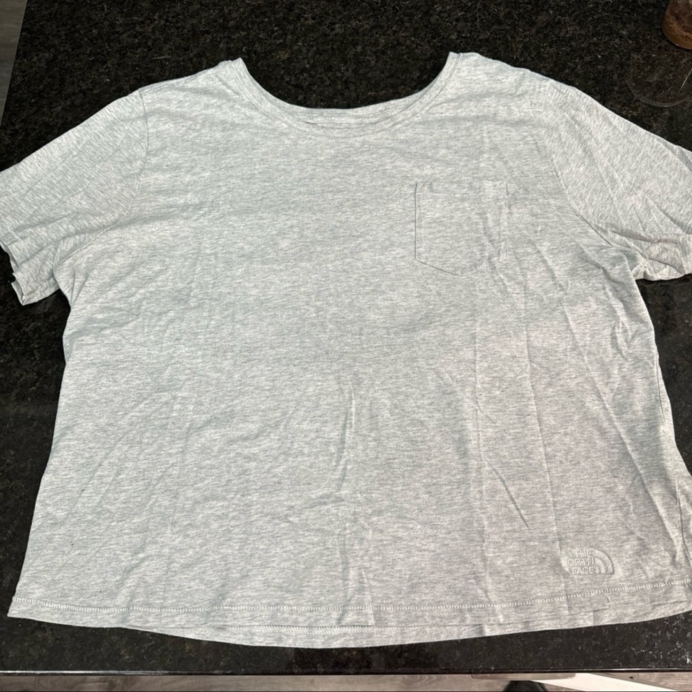 North Face Pocket Tee- XL